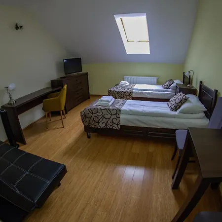 Bed & Breakfast Restauracja Ostoja Wieniawa